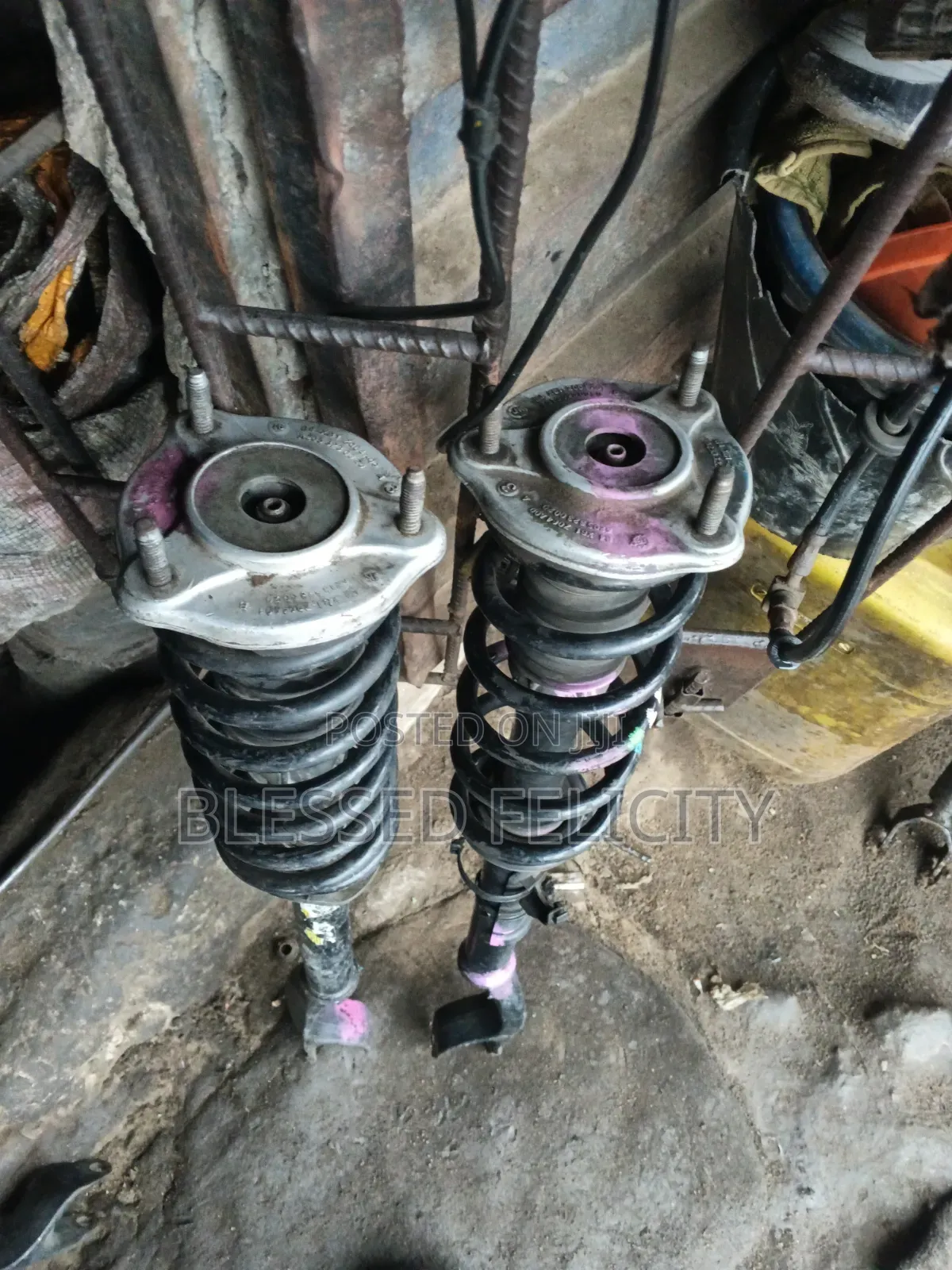 Front Shocks Mercedes Benz GLC