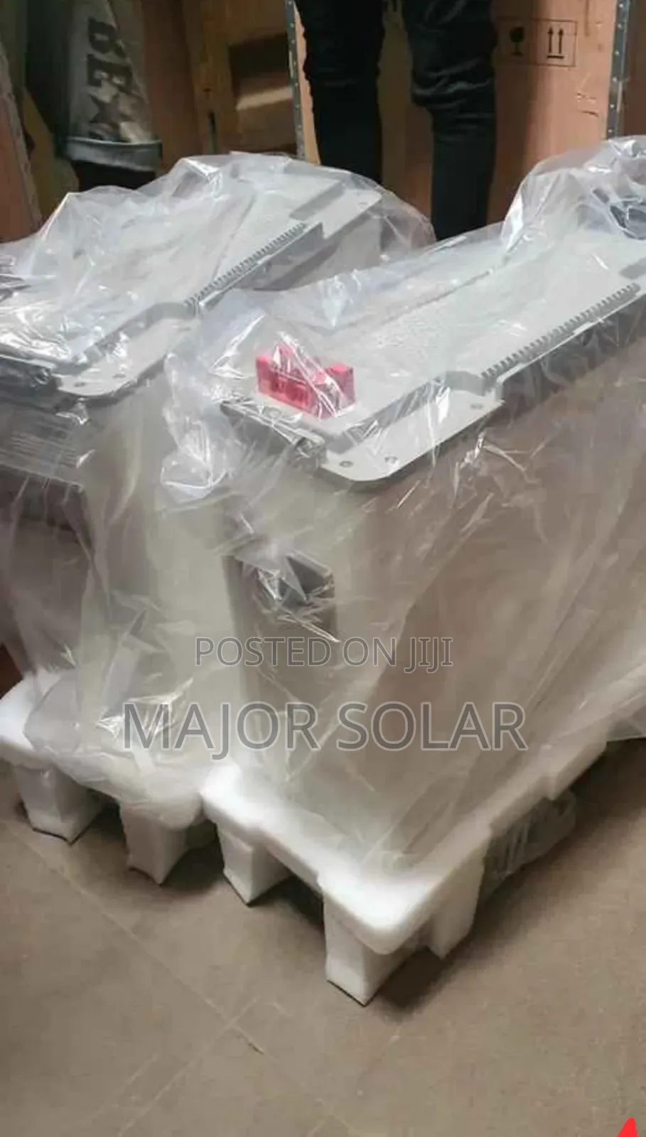 15.2 KWH Blue Carbon Lithium Battery
