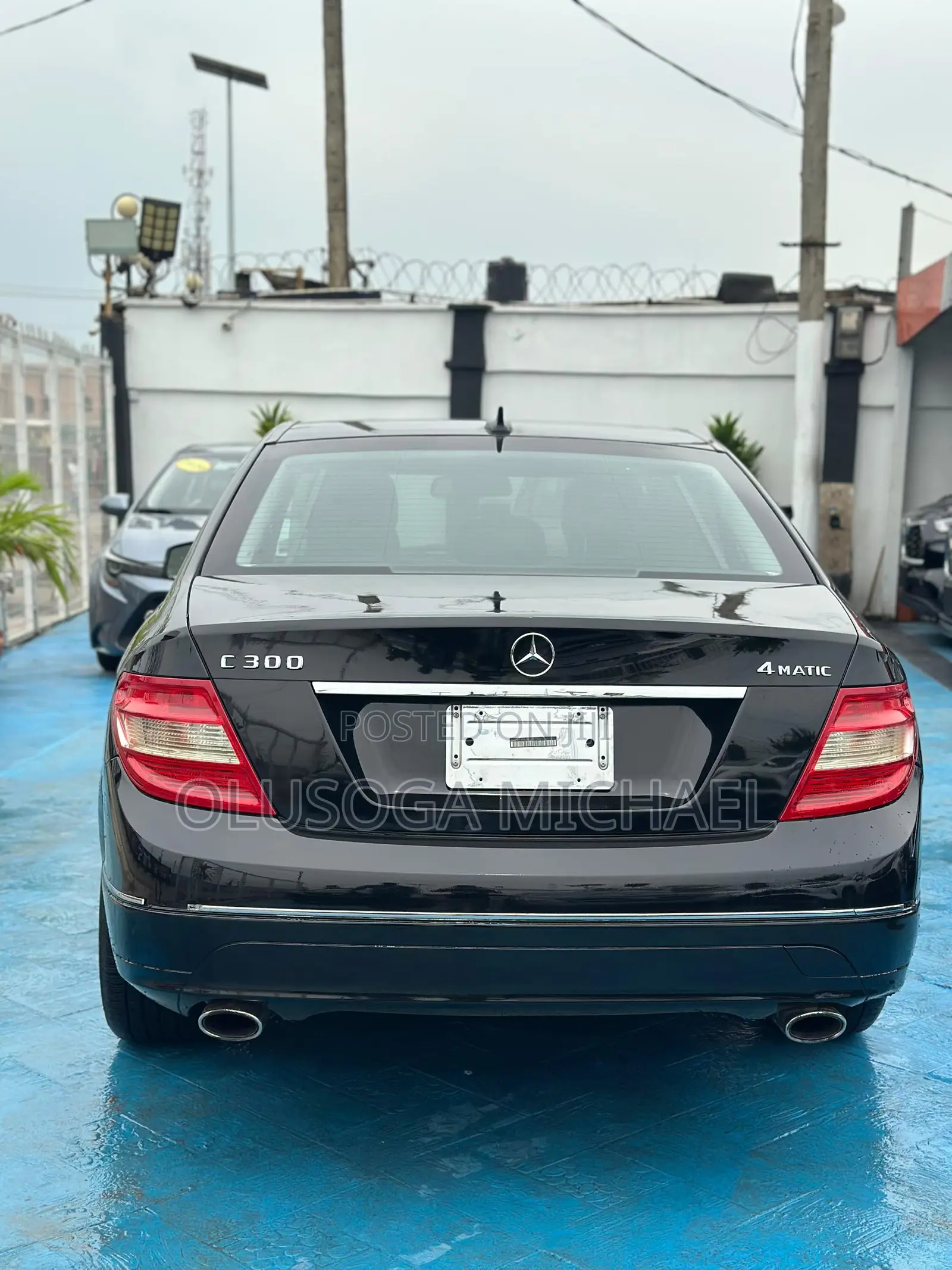 Mercedes-Benz C300 2010 Black