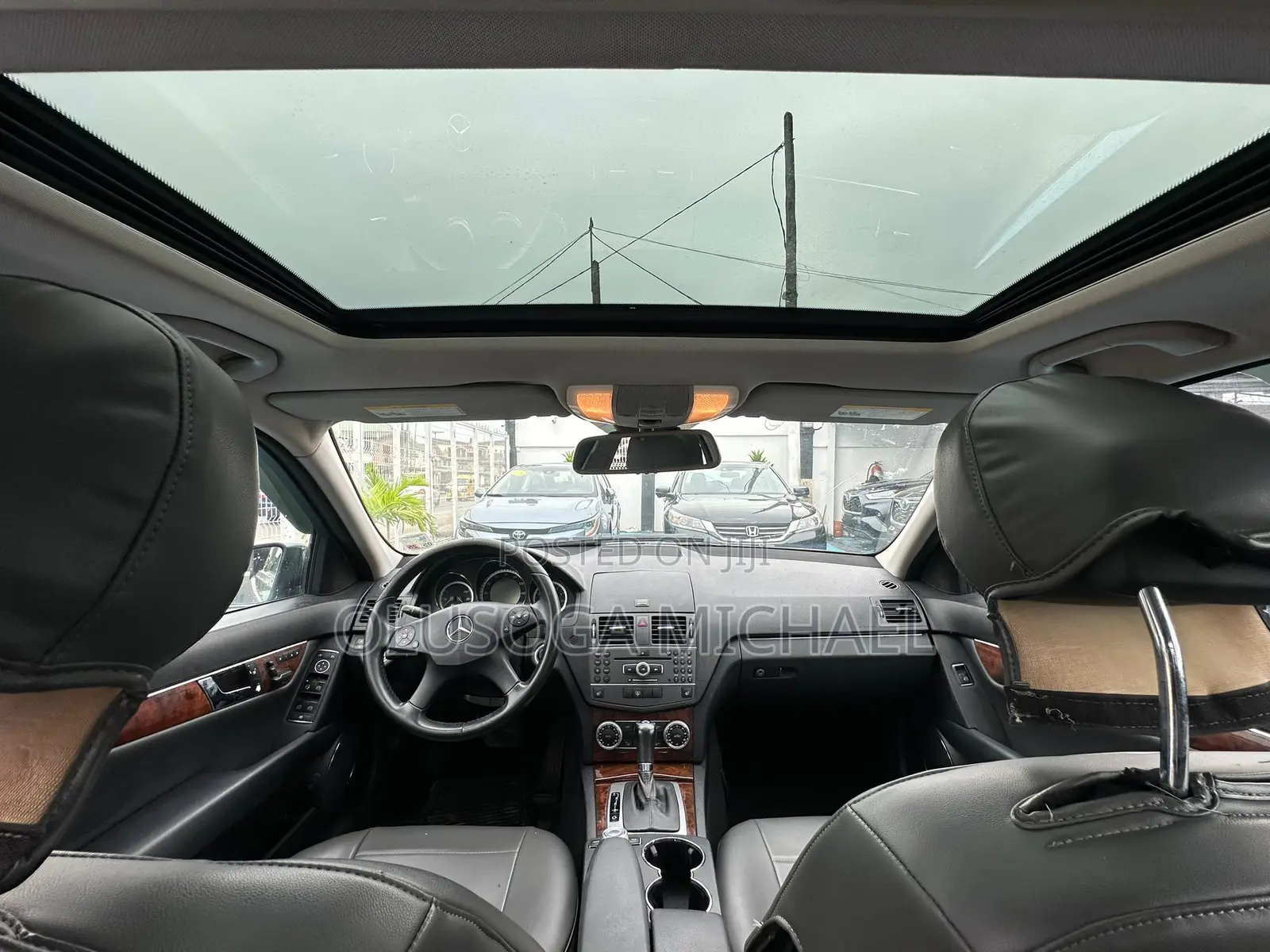 Mercedes-Benz C300 2010 Black
