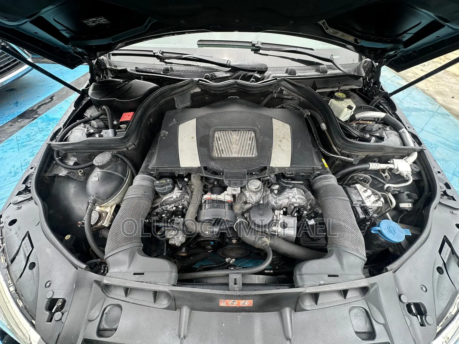 Mercedes-Benz C300 2010 Black