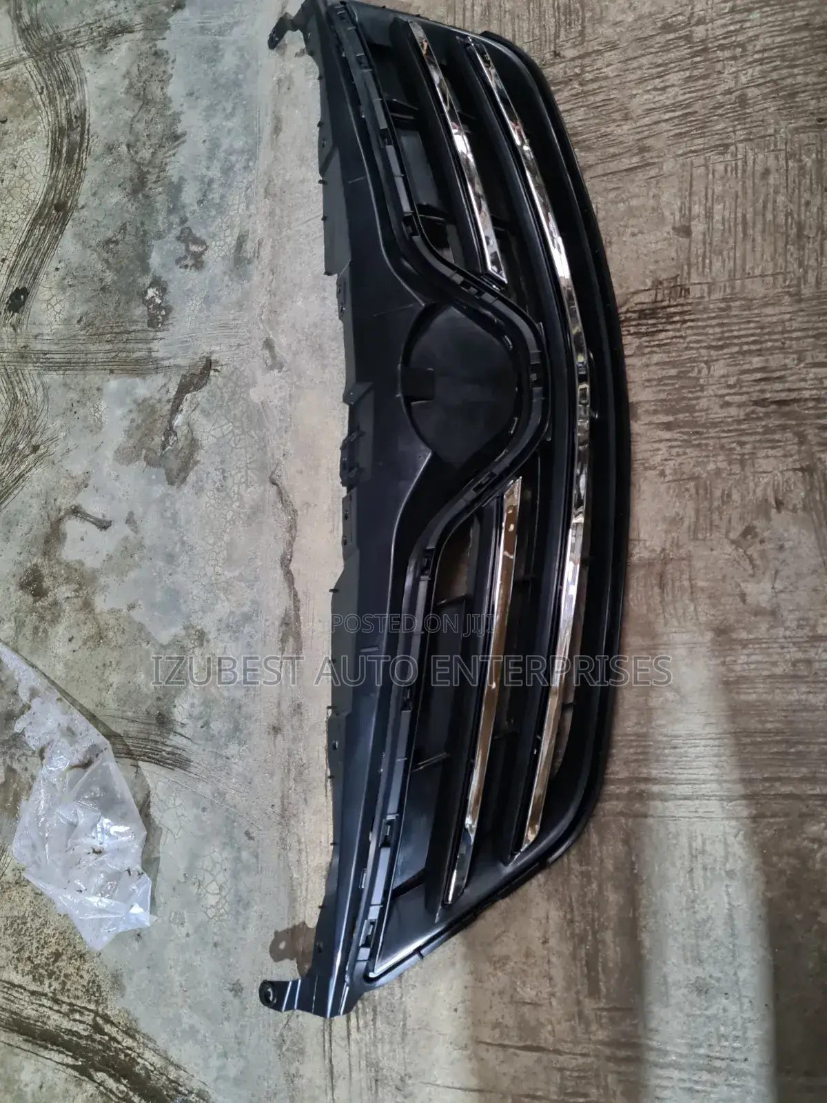 Front Grille Toyota Corolla 2010
