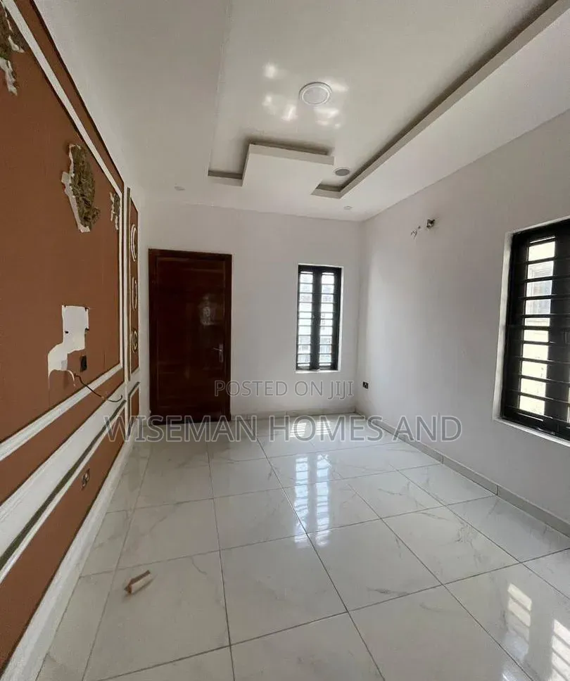 5bdrm Duplex in Ikota Lekki Eti-Osa for rent