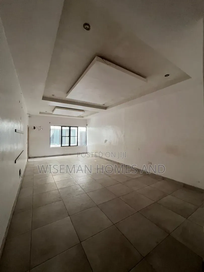 2bdrm Apartment in Chevron Lekki for rent