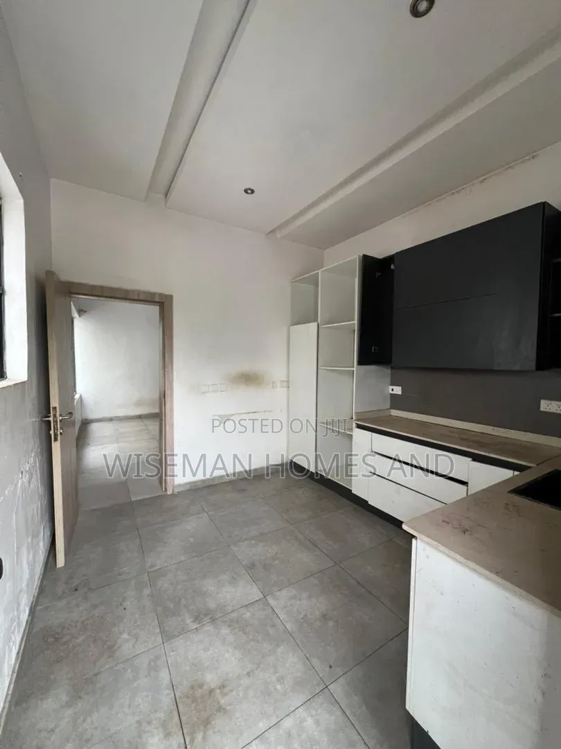 2bdrm Apartment in Chevron Lekki for rent