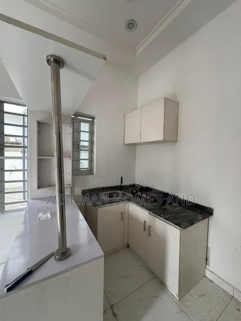 Mini Flat in Chevron Lekki for rent