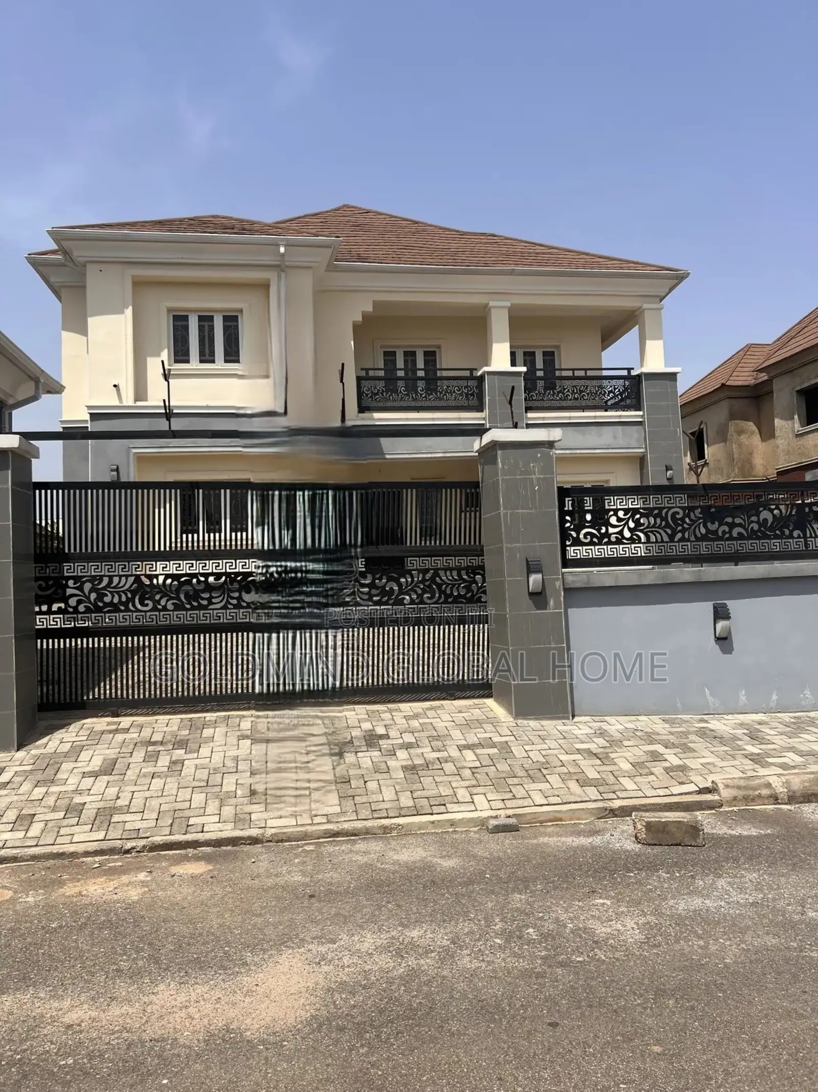 4bdrm Duplex in Lugbe District. for sale