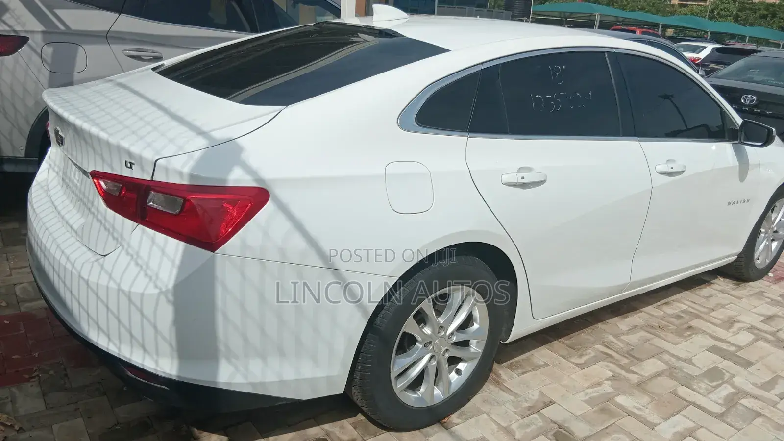 Chevrolet Malibu LT 2018 White