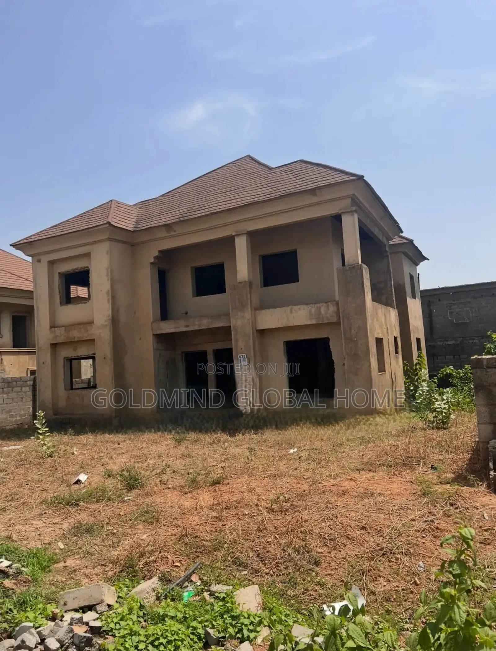 4bdrm Duplex in Lugbe District. for sale