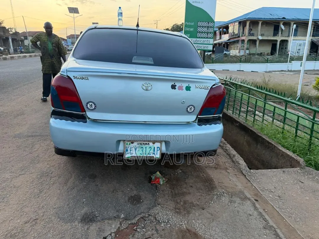 Toyota Echo Automatic 2003 Blue