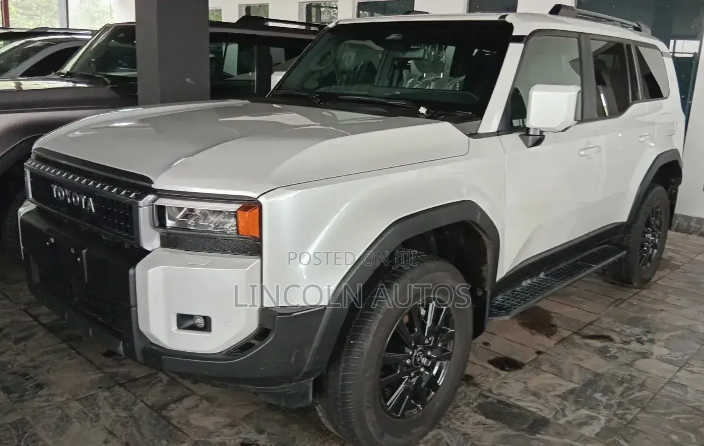 Toyota Land Cruiser Prado 2.7 2025 White