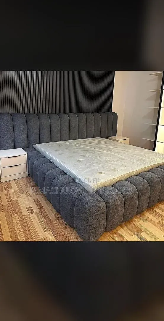 Bedframe and Foam
