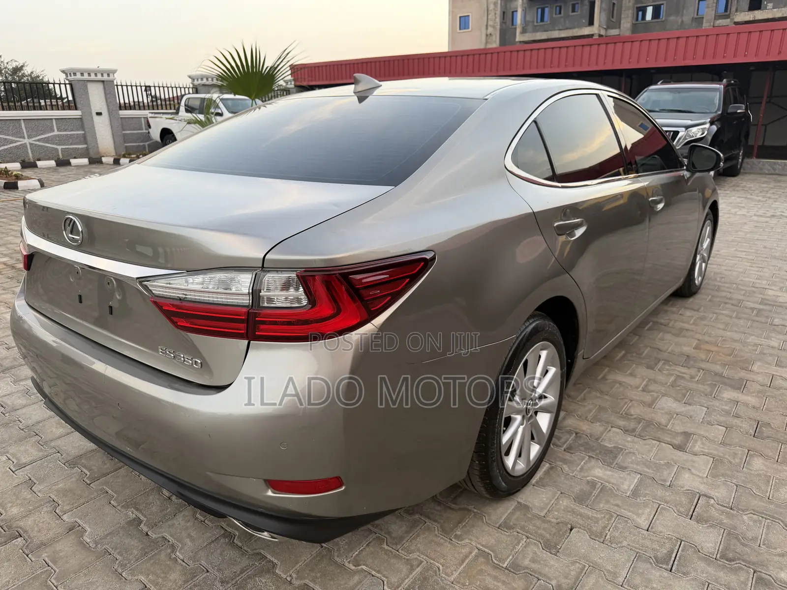 Lexus ES 350 FWD 2017 Gray