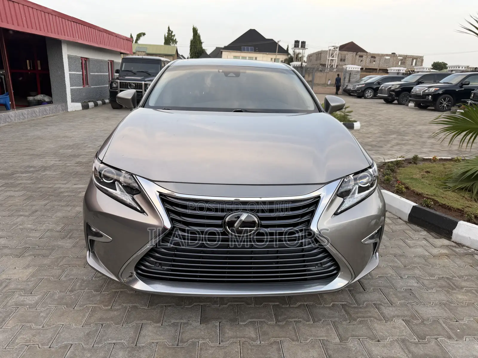 Lexus ES 350 FWD 2017 Gray