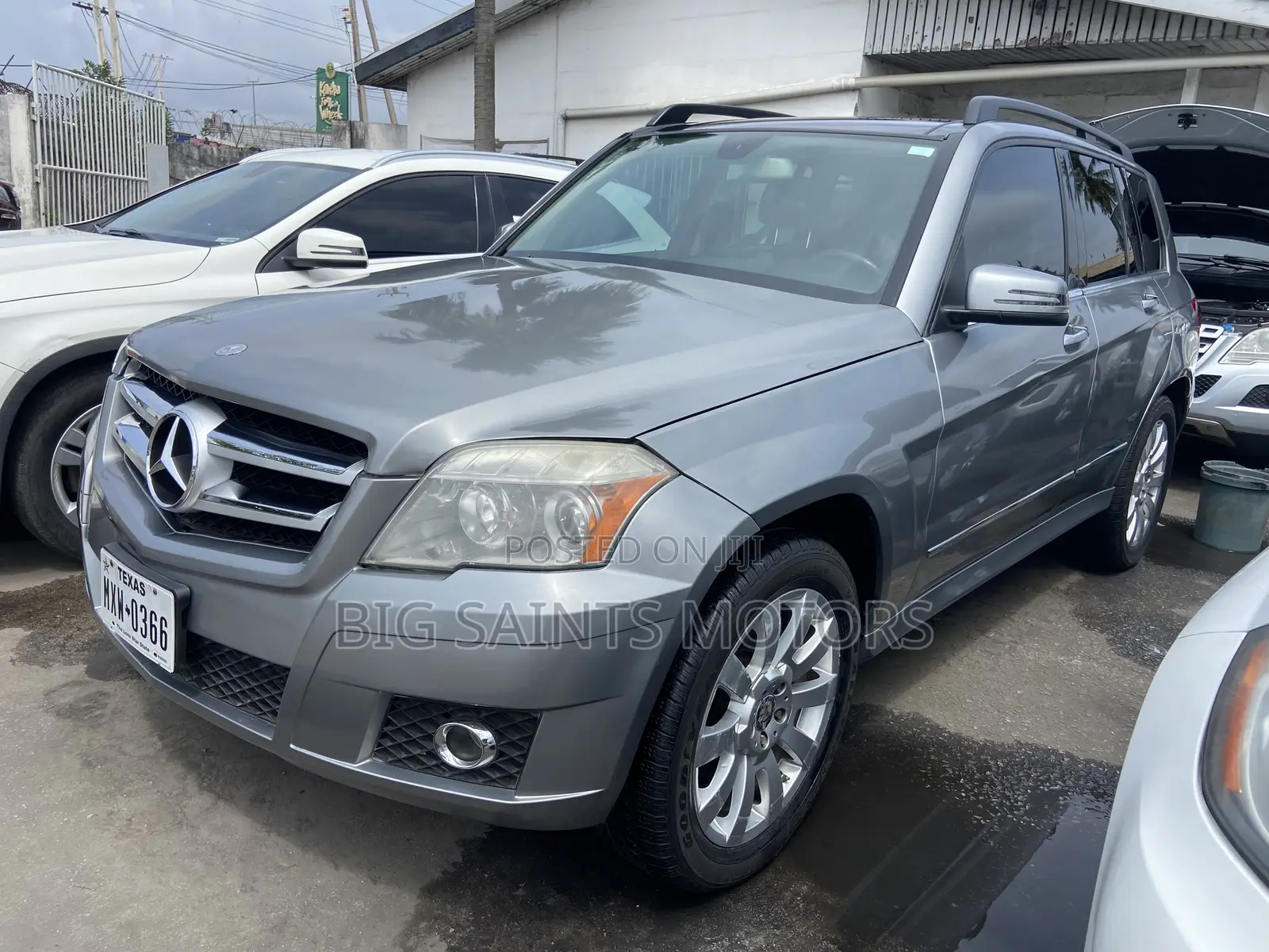 Mercedes-Benz GLK-Class 350 4MATIC 2012 Gray