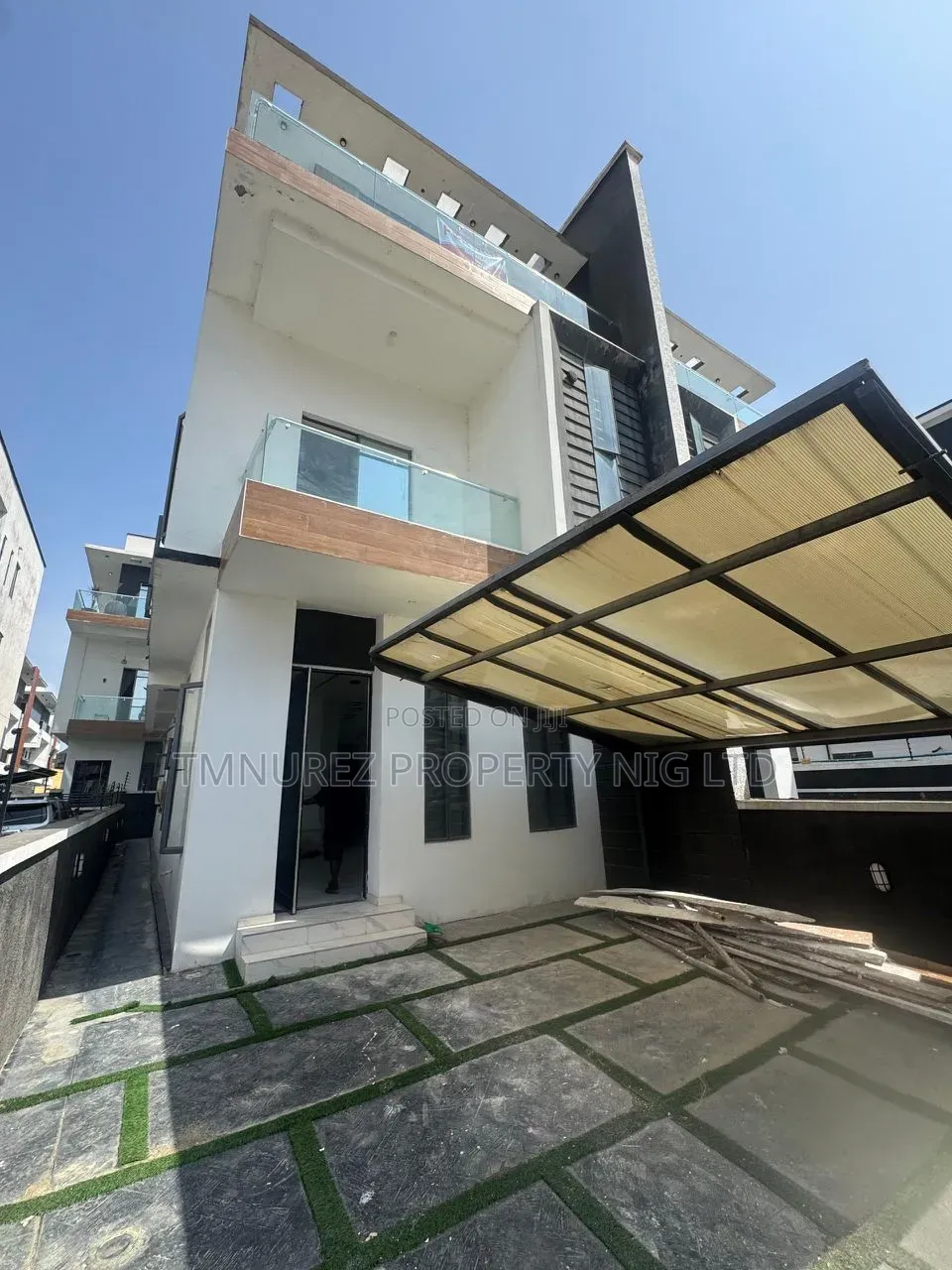 5bdrm Duplex in Ikate for rent