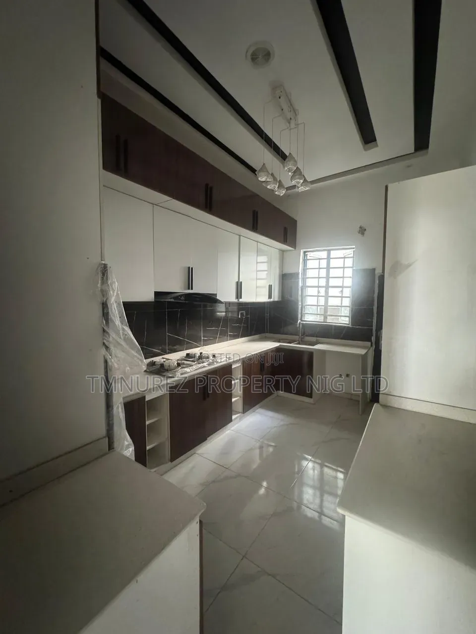 5bdrm Duplex in Ikate for rent