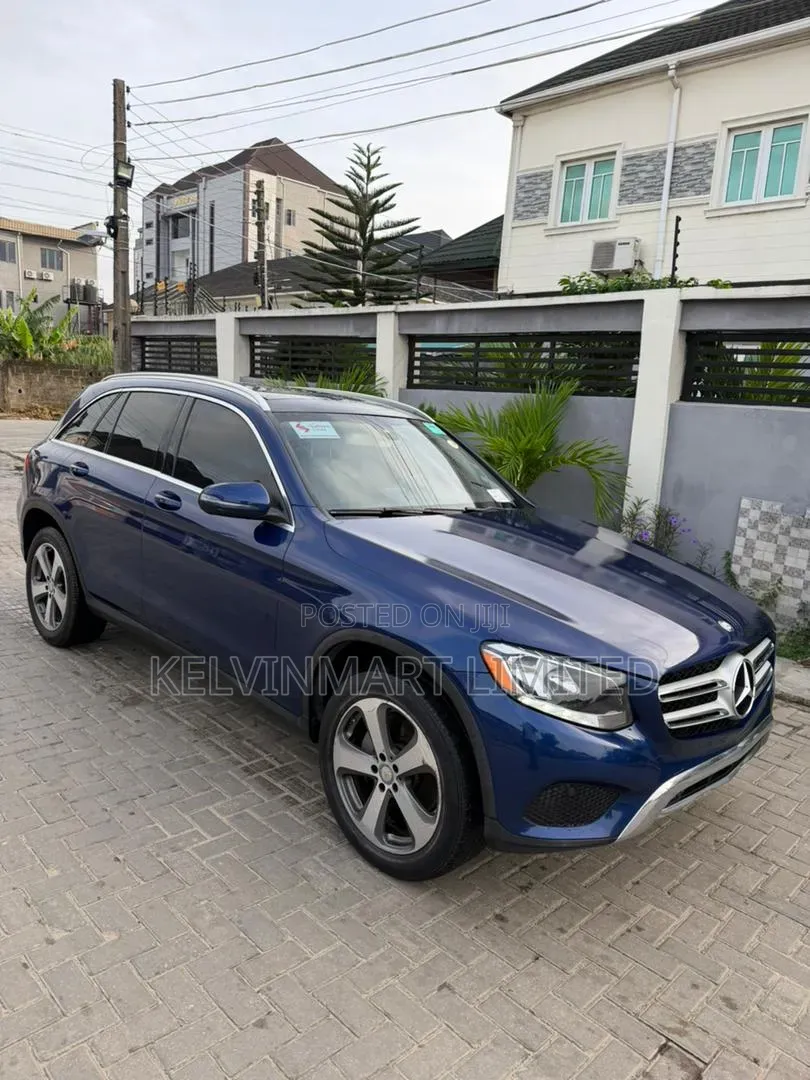 Mercedes-Benz GLC-Class 2017 Blue