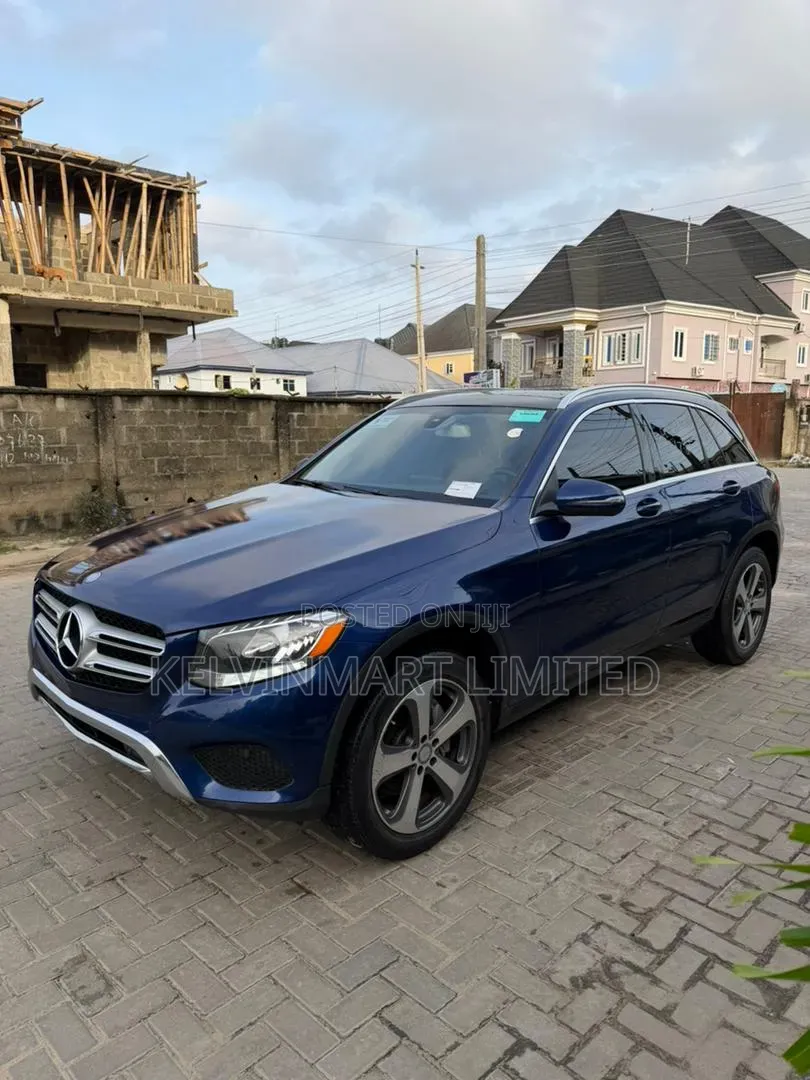 Mercedes-Benz GLC-Class 2017 Blue