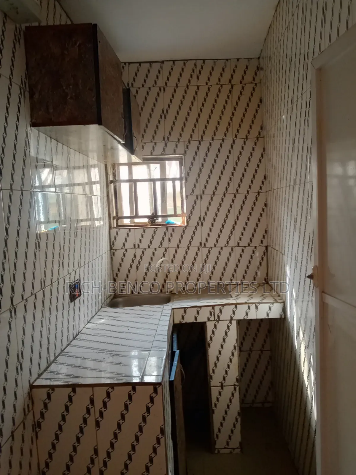1bdrm Apartment in Obasanjo Road, Dutse-Alhaji for rent