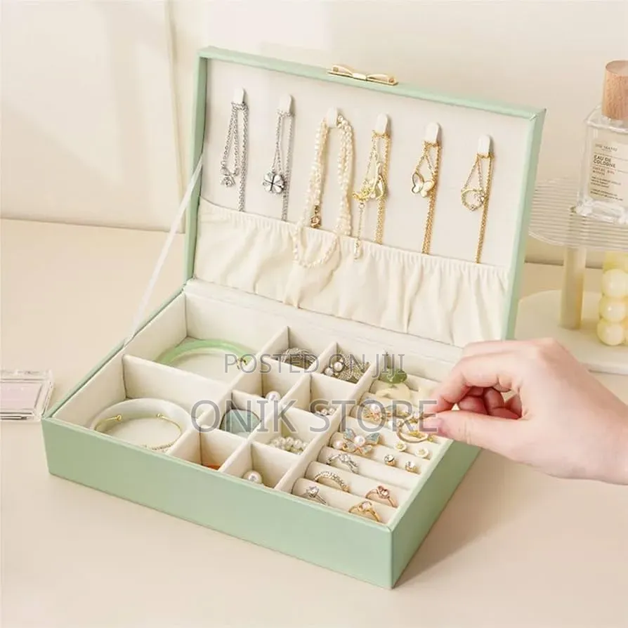Portable Jewelry Organizer