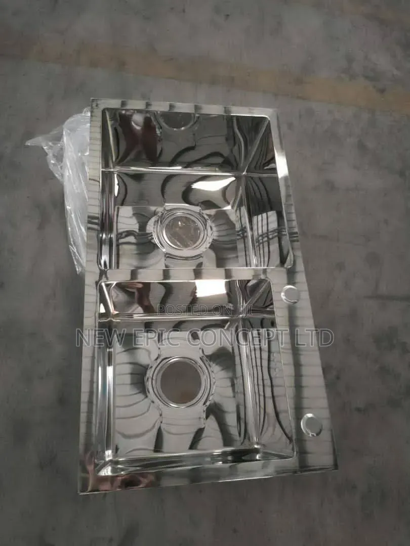 Silver Color Kitchen Sink With Complete Accessories