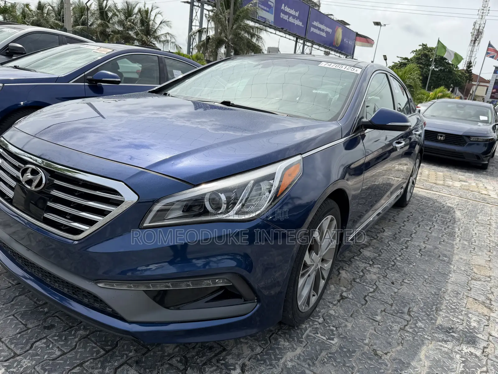 Hyundai Sonata Sport 2.0T Sedan FWD (2.0L 4cyl 6A) 2016 Blue