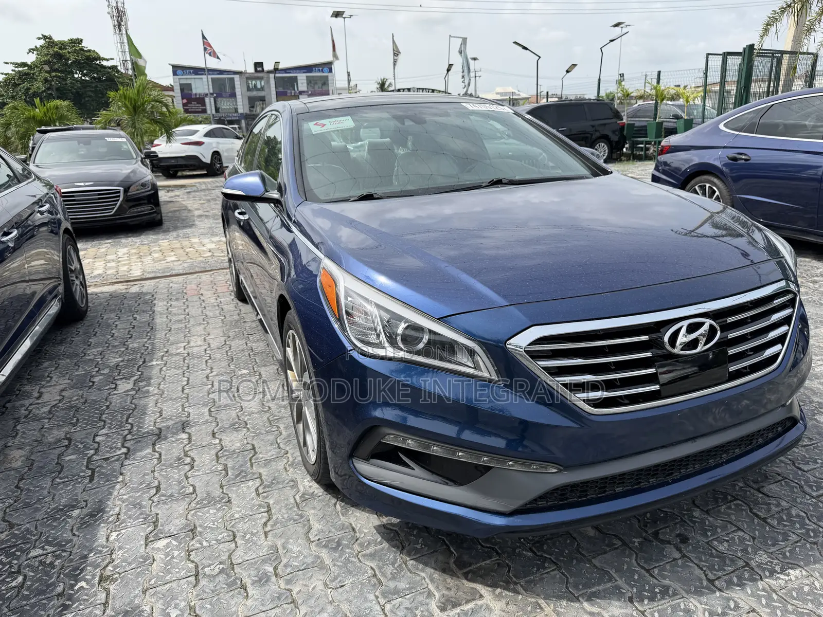 Hyundai Sonata Sport 2.0T Sedan FWD (2.0L 4cyl 6A) 2016 Blue