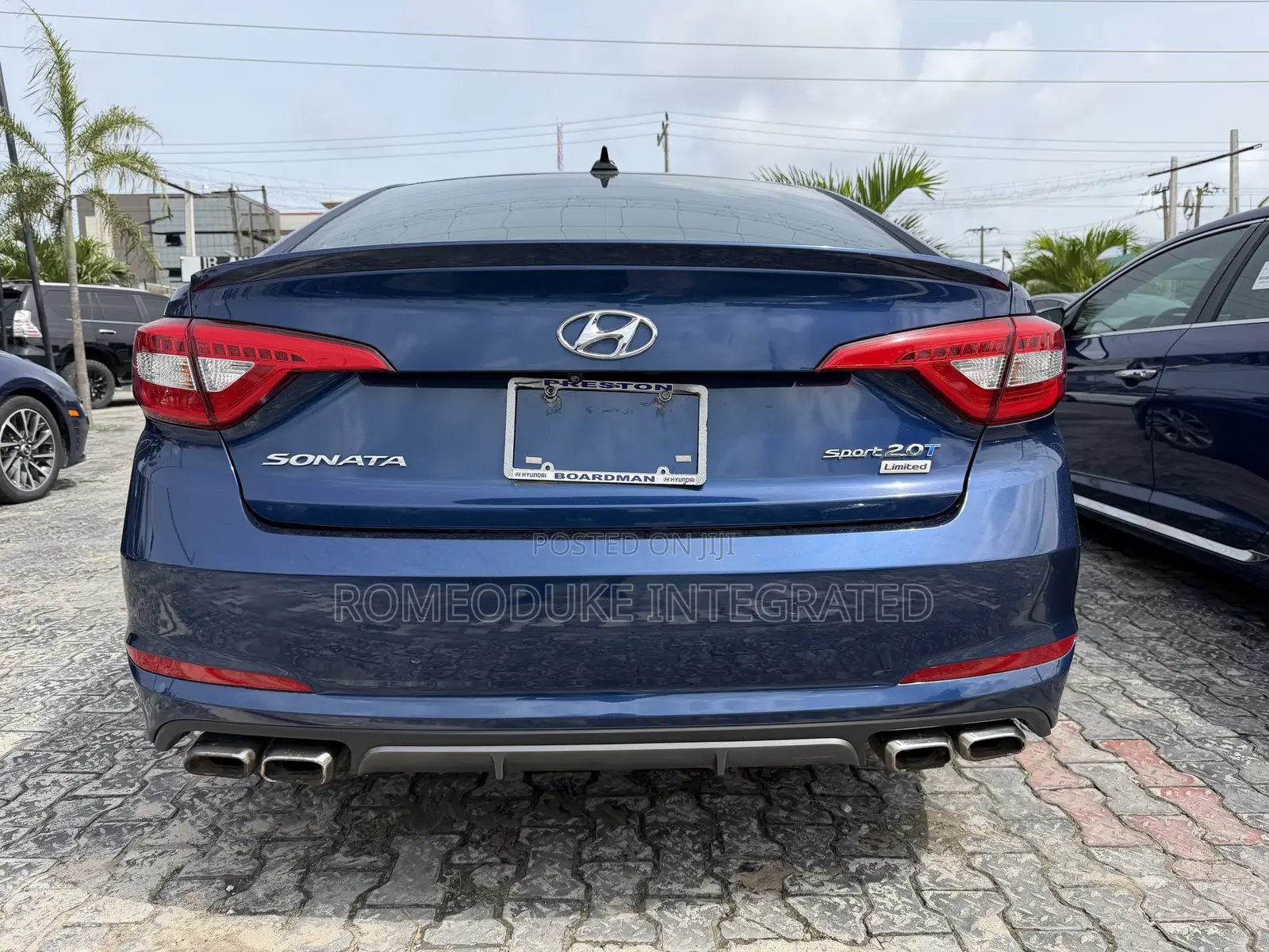 Hyundai Sonata Sport 2.0T Sedan FWD (2.0L 4cyl 6A) 2016 Blue