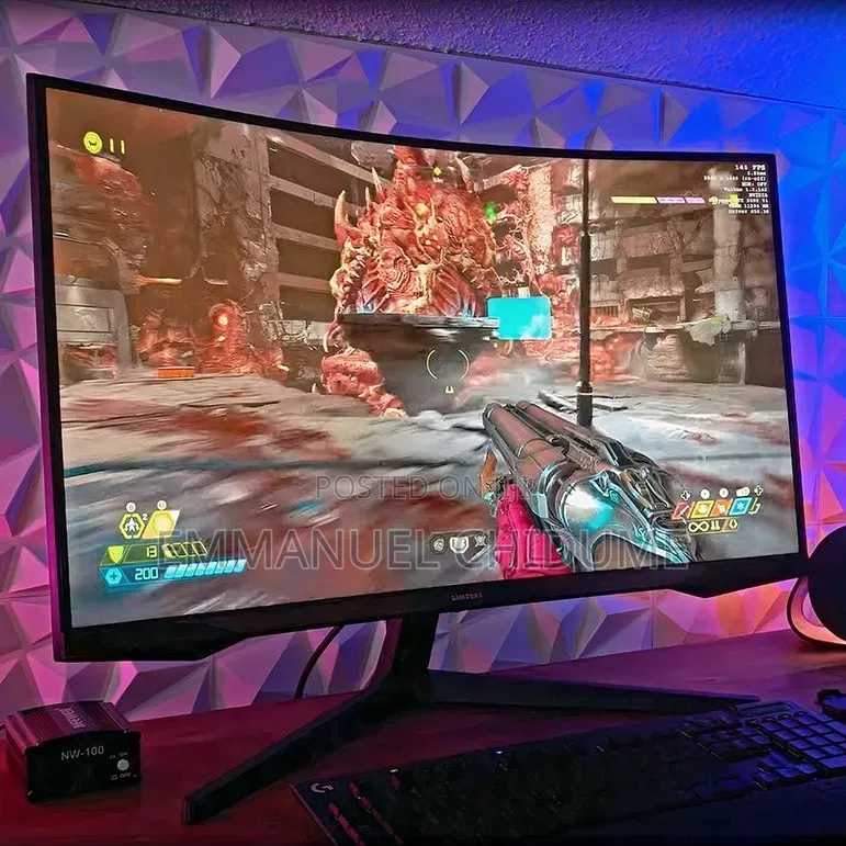 Samsung 32 Inches Curved Monitor 144hz by 1440p