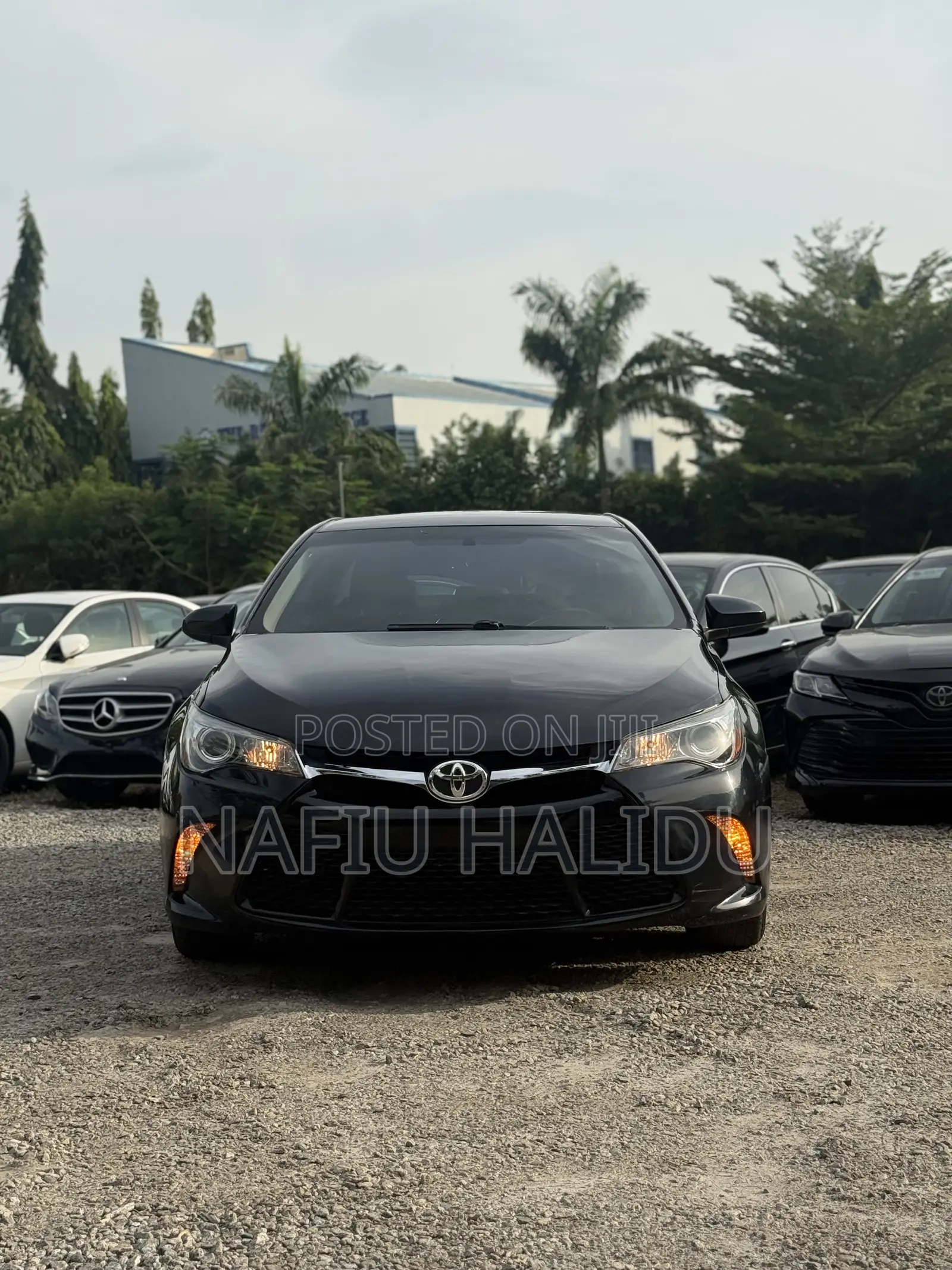 Toyota Camry 2016 Black