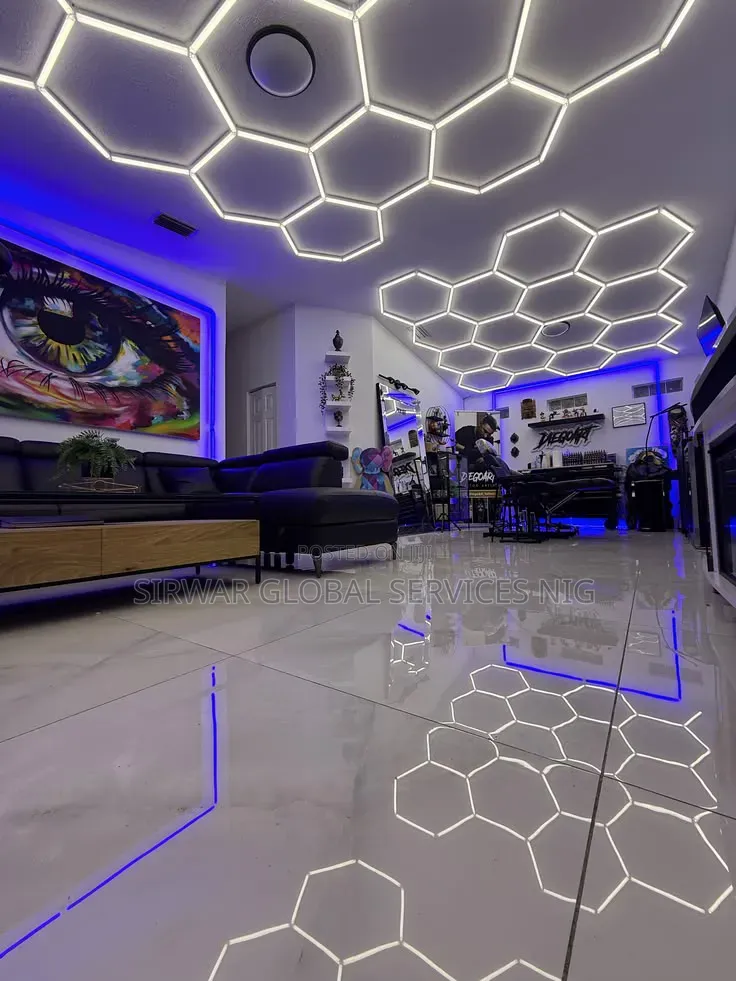 6 Hexagon Wall and Ceiling Light 29 Tubes