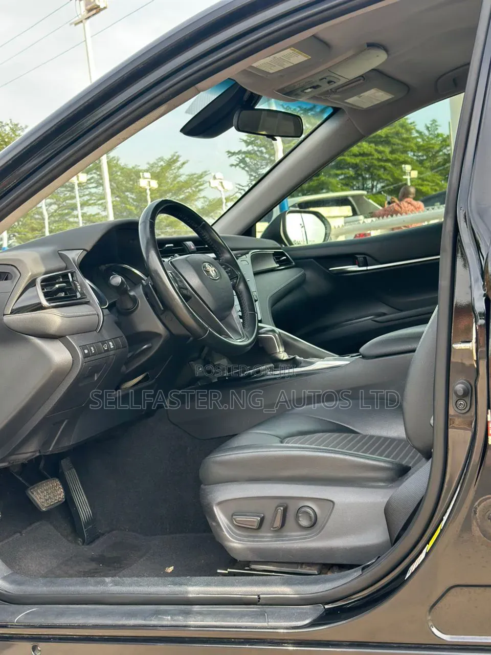 Toyota Camry 2020 Black