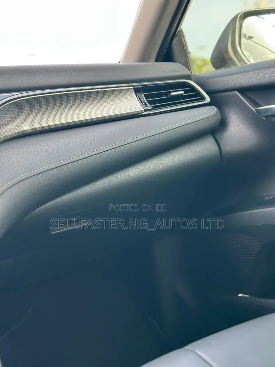 Toyota Camry 2020 Black
