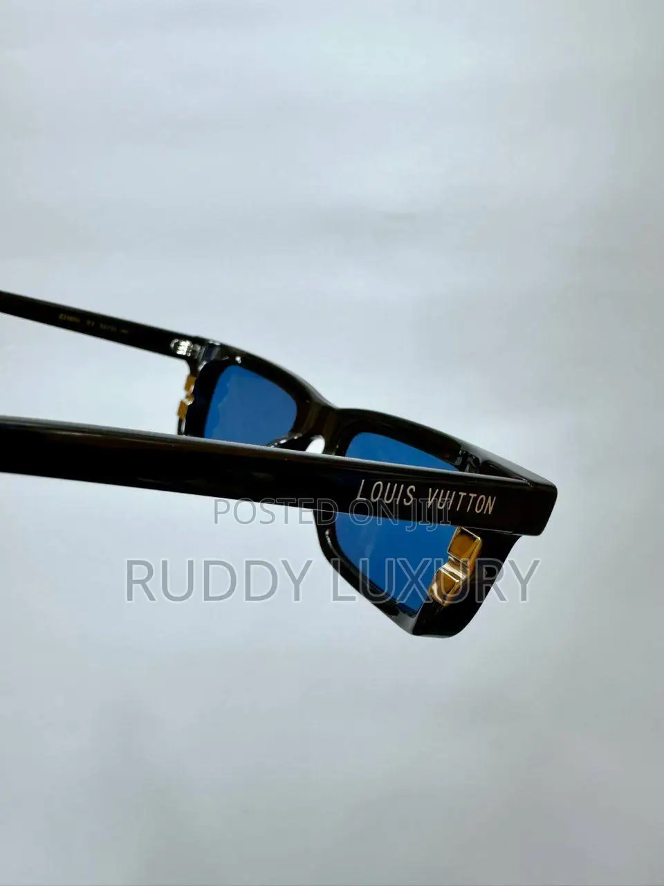 Louis Vuitton Quatorze Eyewear
