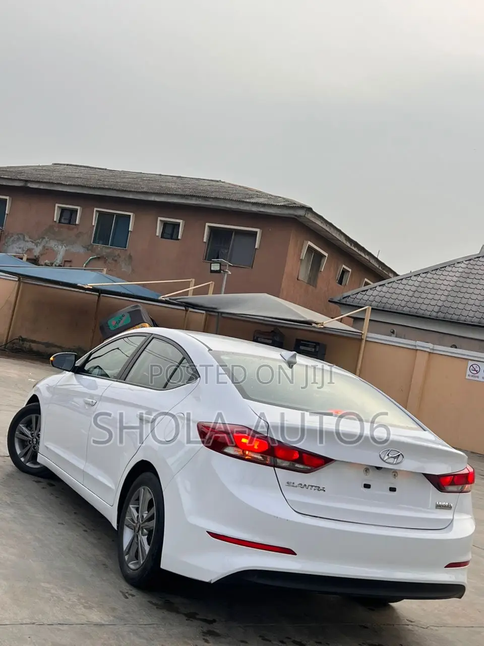 Hyundai Elantra SE 2018 White