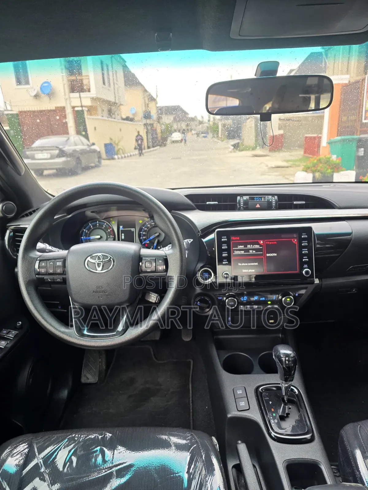 New Toyota Hilux 2022 Black