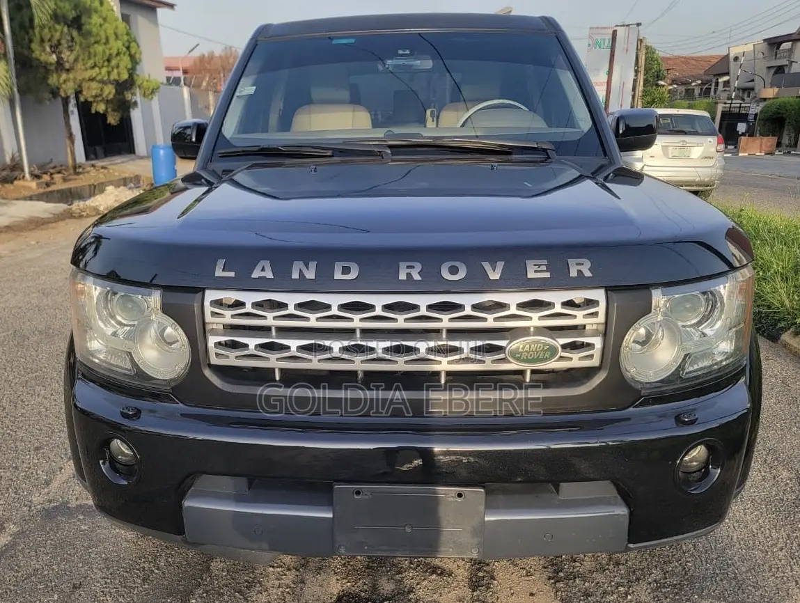 Land Rover Discovery 2010 Black