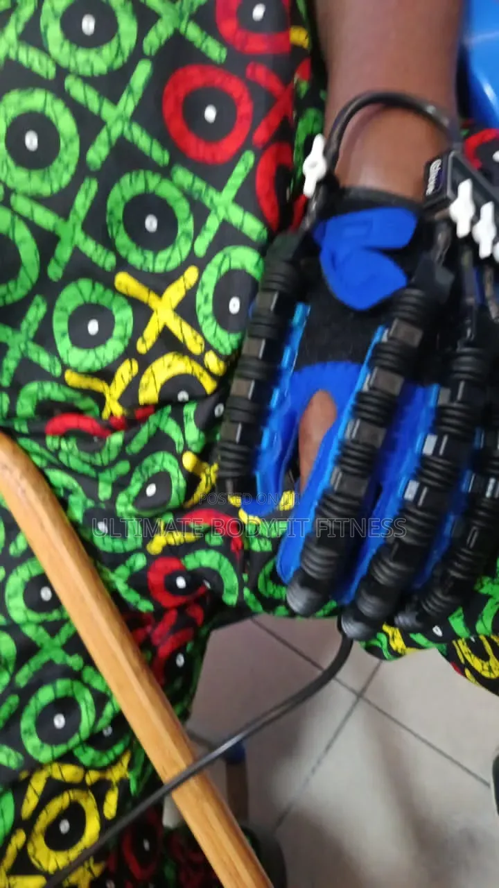 Brand New Hand Robotic Hand Glove Massager