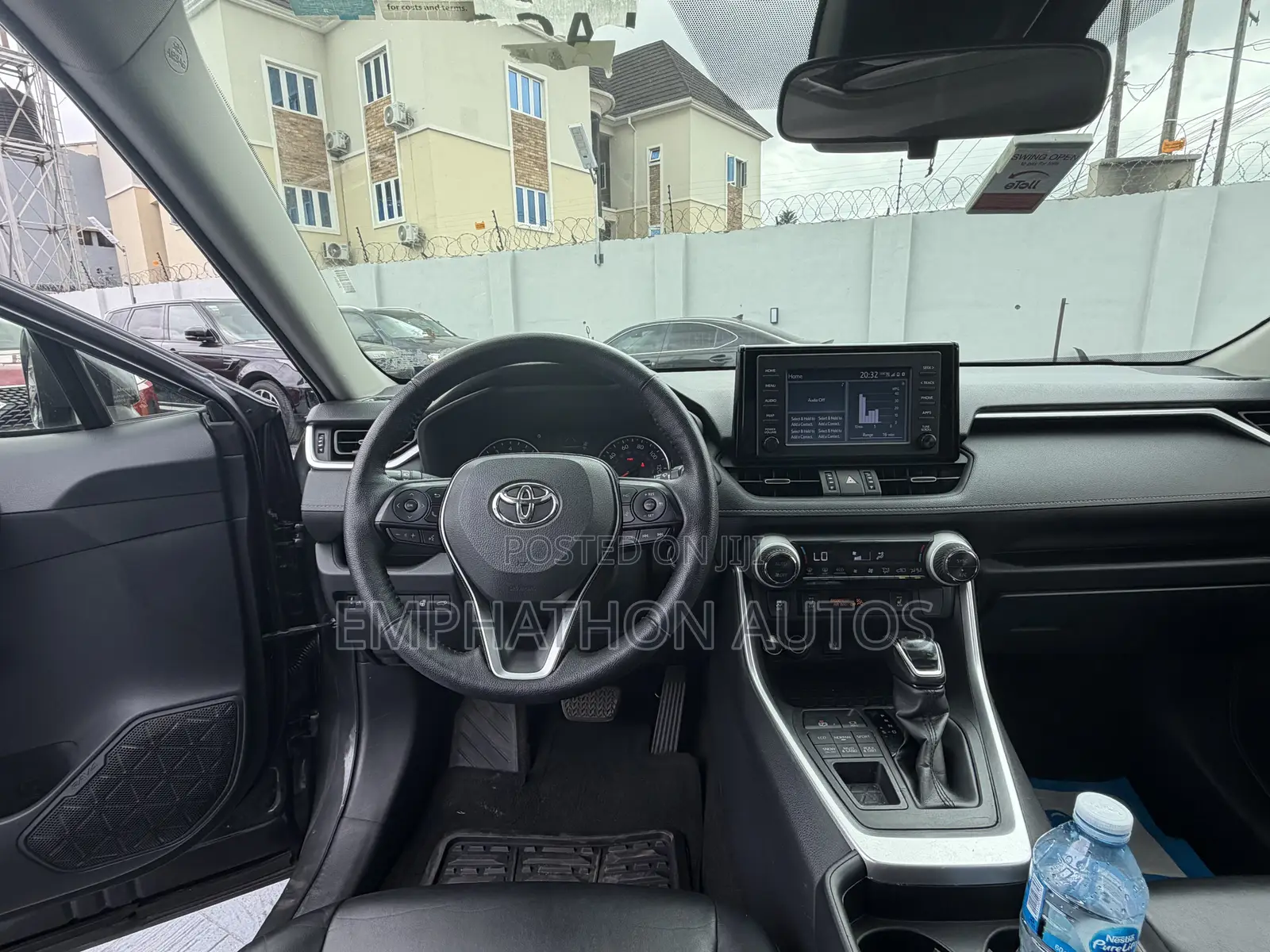 Toyota RAV4 XLE AWD 2019 Gray