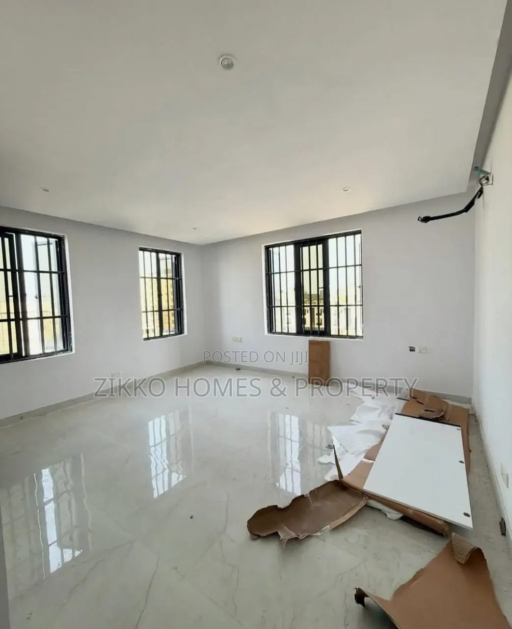 3bdrm Apartment in Ikoyi for sale