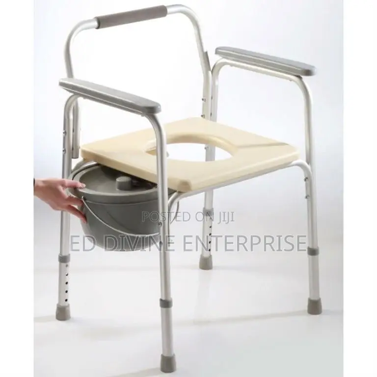 Commode Chair