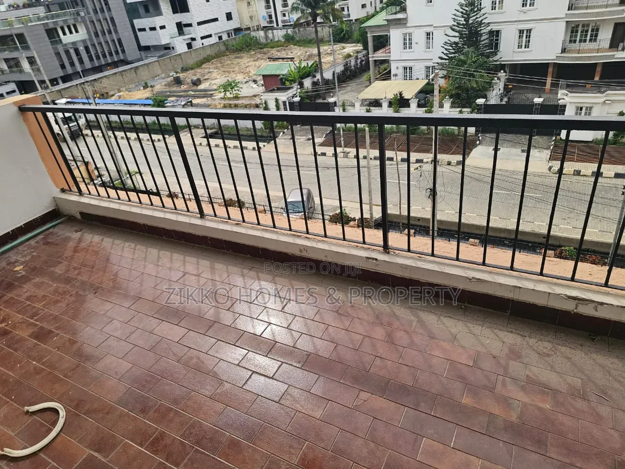 3bdrm Apartment in Bourdillion Road, Old Ikoyi for sale