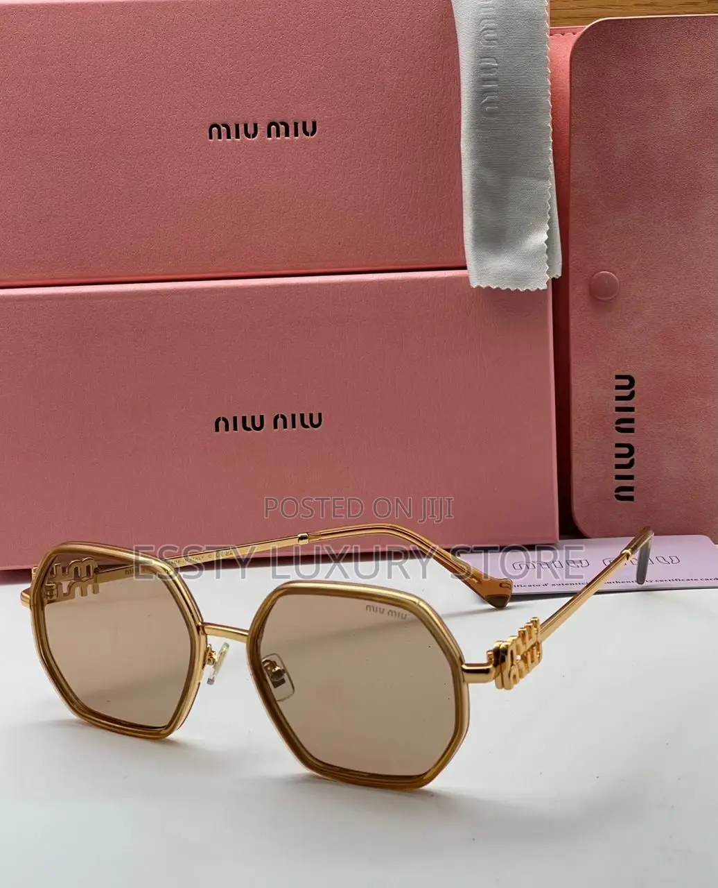 High Quality Luxury Miu Miu Glasses