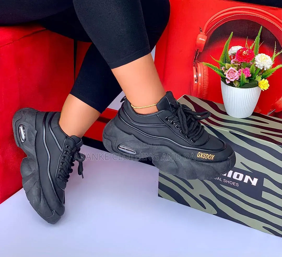 Unisex Sneakers