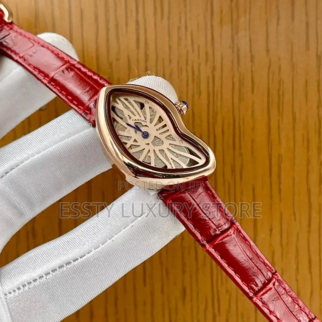 High Quality Luxury Female Cartier Leather Wristwatch