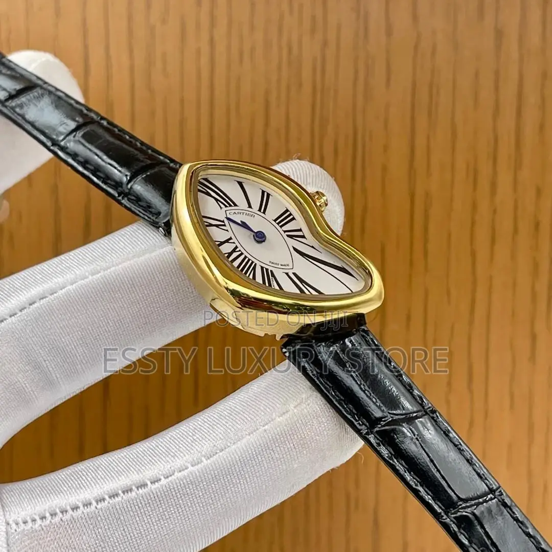 High Quality Luxury Female Cartier Leather Wristwatch