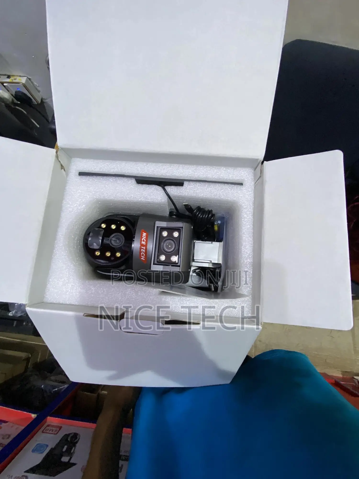 A30 Wi-Fi Solar Camera