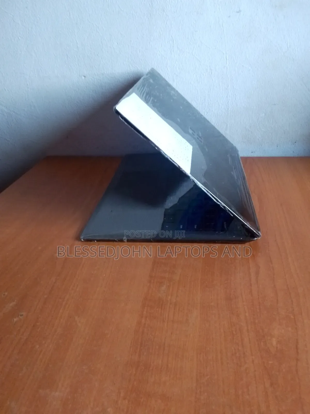 Laptop 8GB Intel Core i7 SSD 256GB