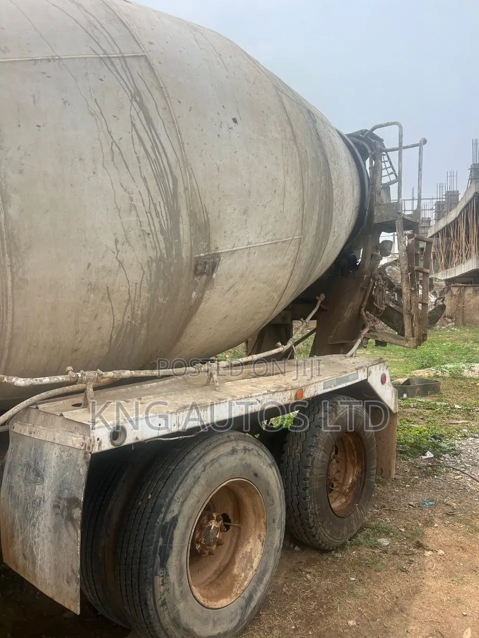 Mack Rd Concrete Mixer Truck